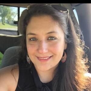 Meet your Posher, Eloina